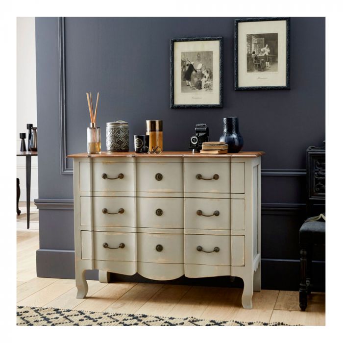 Peinture Charme Taupe Id Paris Meuble Loisircreatif Net Lin avec une pointe de rouge, so chic ! peinture charme taupe 500ml